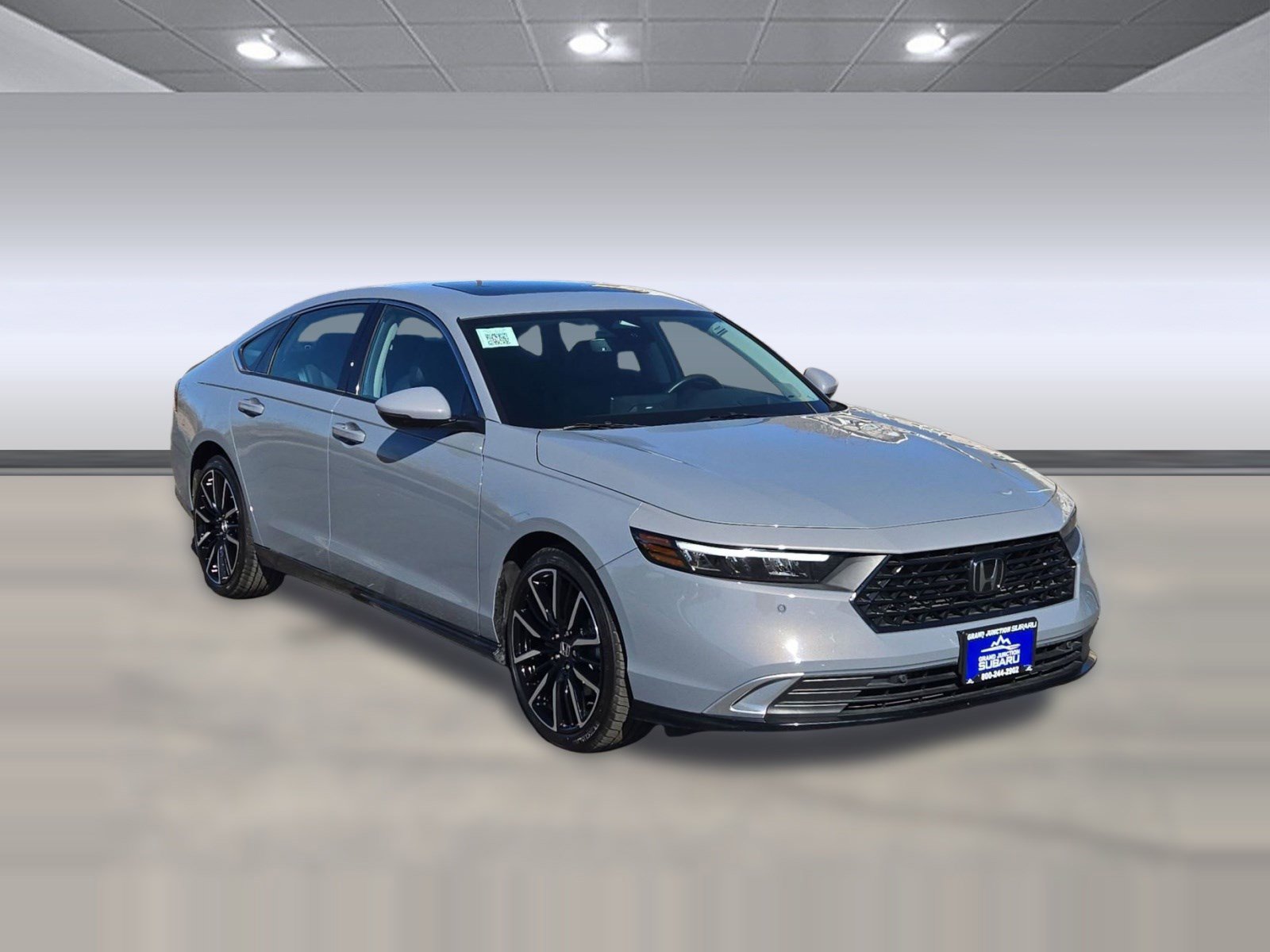 Used 2025 Honda Accord Touring image 7