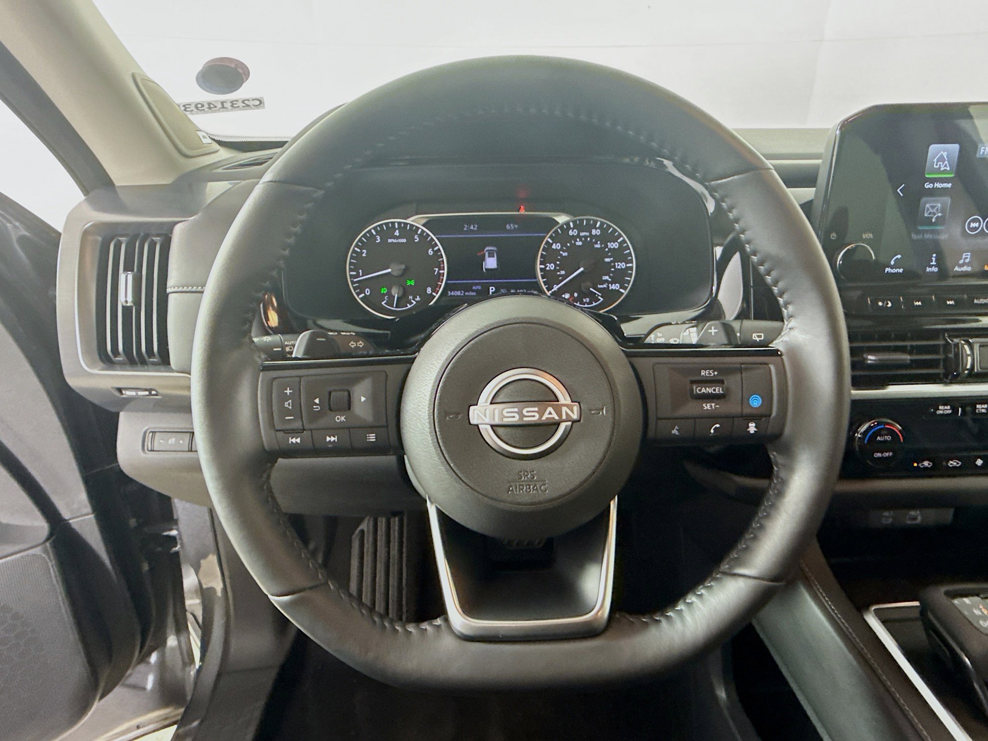 Used 2023 Nissan Pathfinder SL w/ SL Premium Package image 11