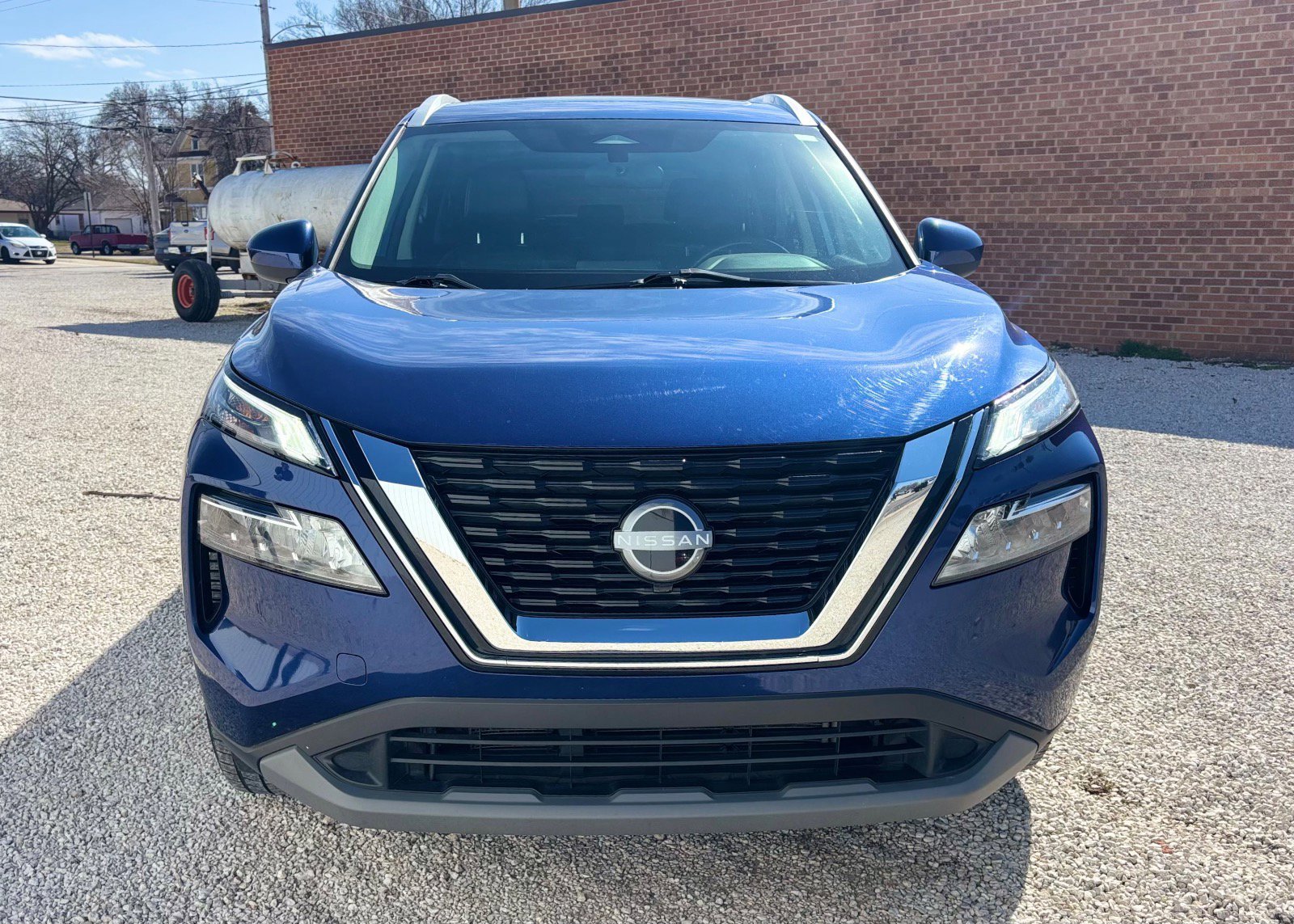 Used 2023 Nissan Rogue SV w/ SV Premium B Package image 13