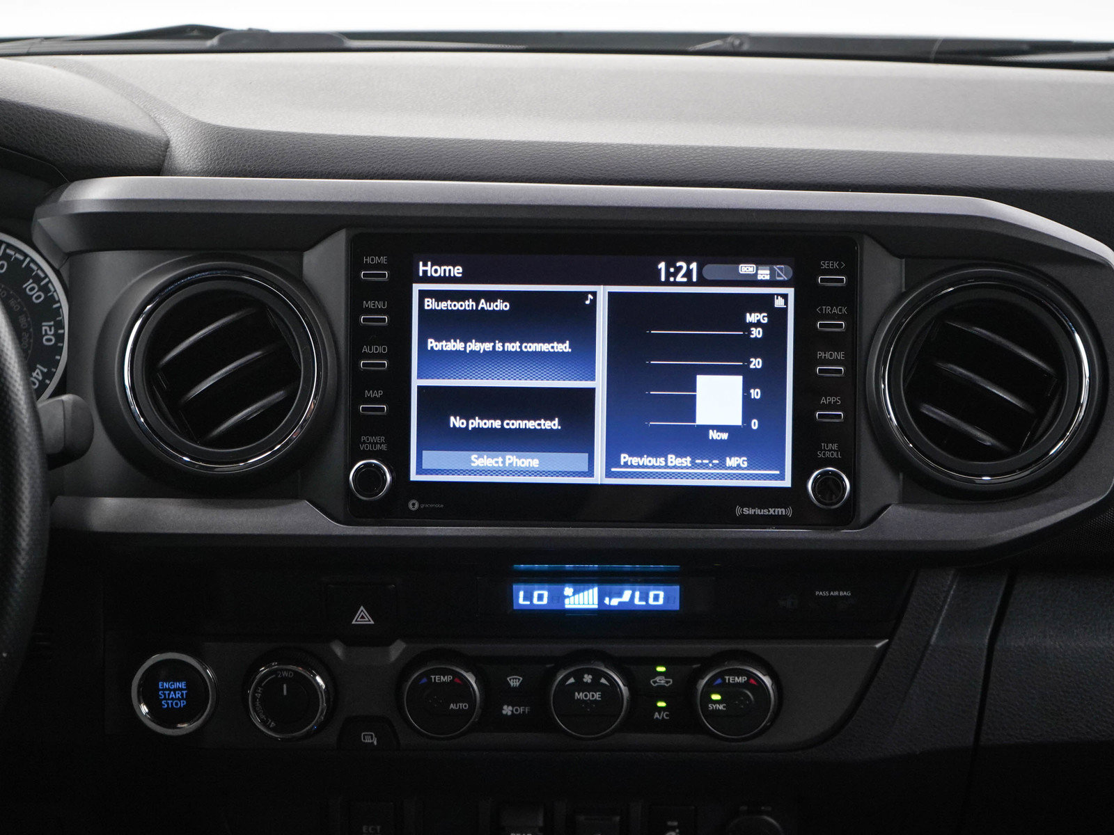 Used 2021 Toyota Tacoma TRD Off-Road AWD/4WD image 15