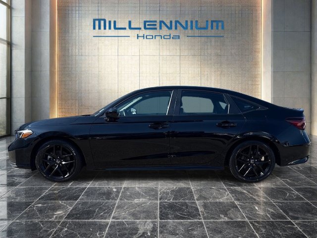 Used 2025 Honda Civic Sport image 2