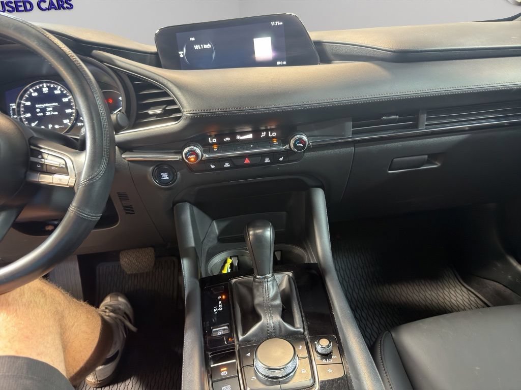 Used 2022 MAZDA MAZDA3 s FWD image 13