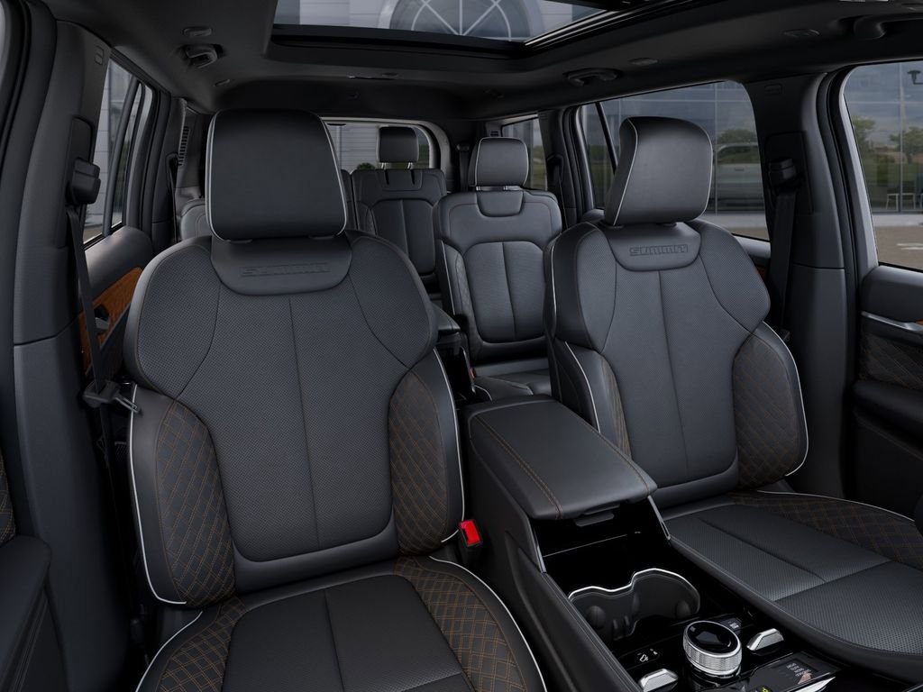 New 2026 Jeep Grand Cherokee L Summit w/ Obsidian Package AWD/4WD image 16