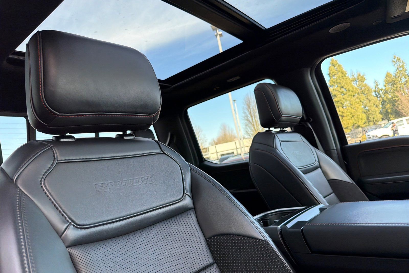 Used 2025 Ford F150 Raptor image 16