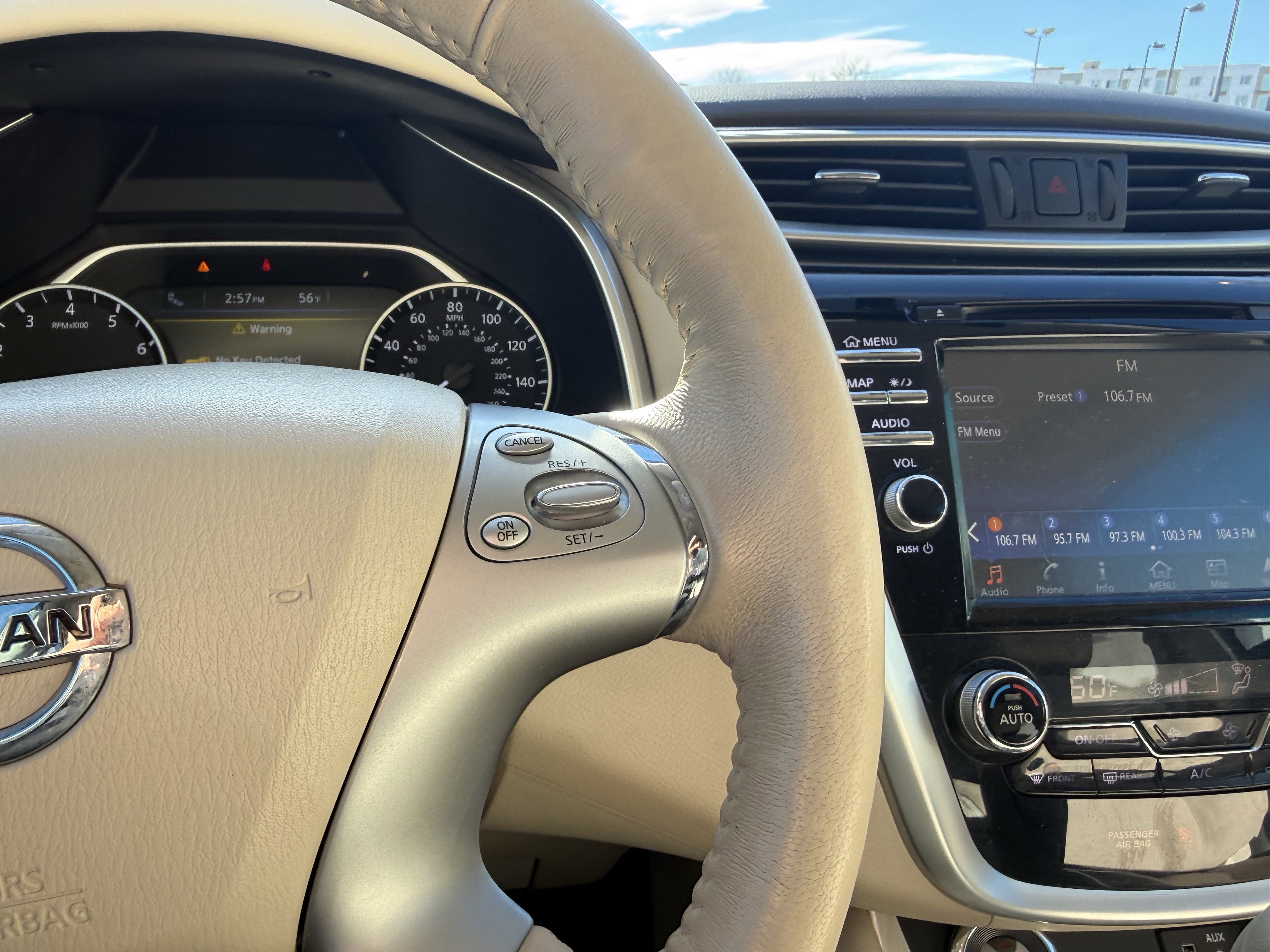 Used 2018 Nissan Murano SV image 23