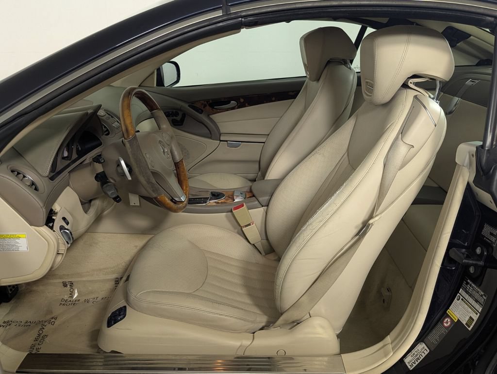 Used 2009 Mercedes-Benz SL 550 image 12