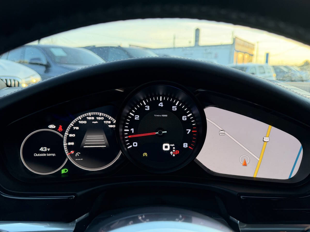 Used 2017 Porsche Panamera image 23