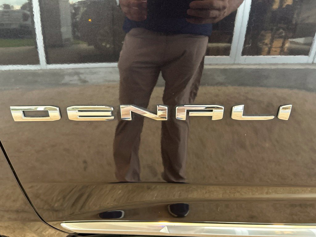 Certified 2024 GMC Yukon XL Denali w/ Max Trailering Package AWD/4WD image 34