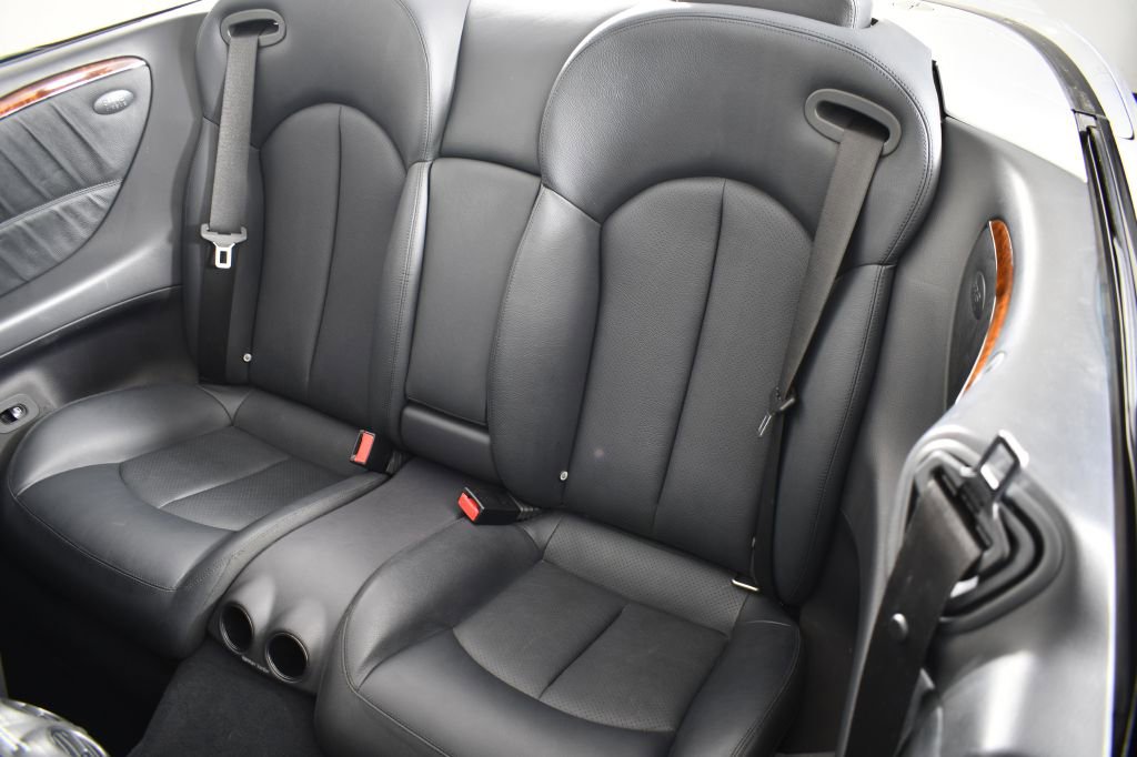 Used 2005 Mercedes-Benz CLK 500 Cabriolet image 26