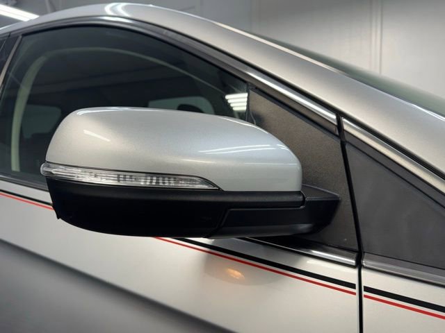 Used 2018 Ford Edge Titanium w/ Technology Package image 41