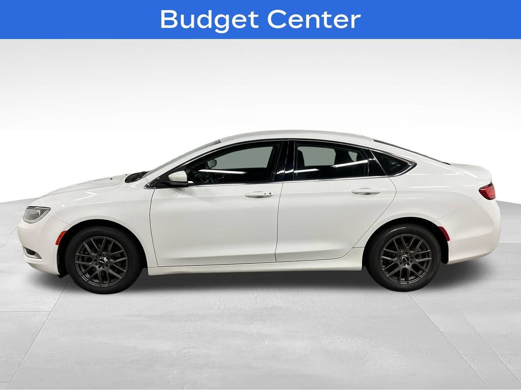 Used 2015 Chrysler 200 Limited w/ Convenience Group FWD image 5