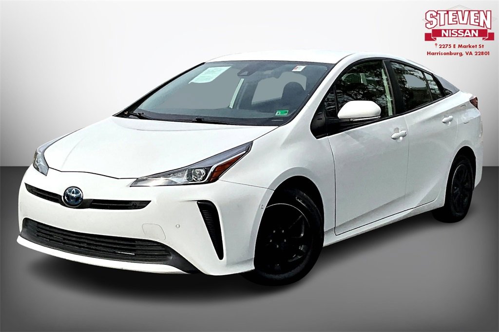 Used 2022 Toyota Prius L Eco image 3