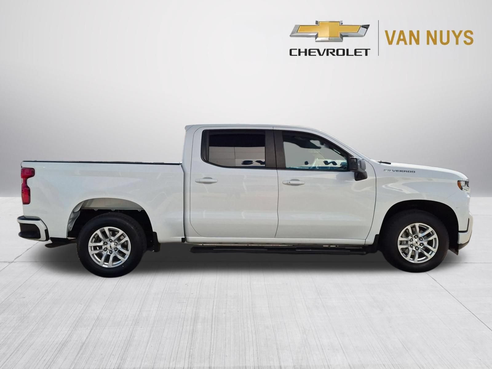 Used 2021 Chevrolet Silverado 1500 RST w/ Convenience Package II RWD image 4