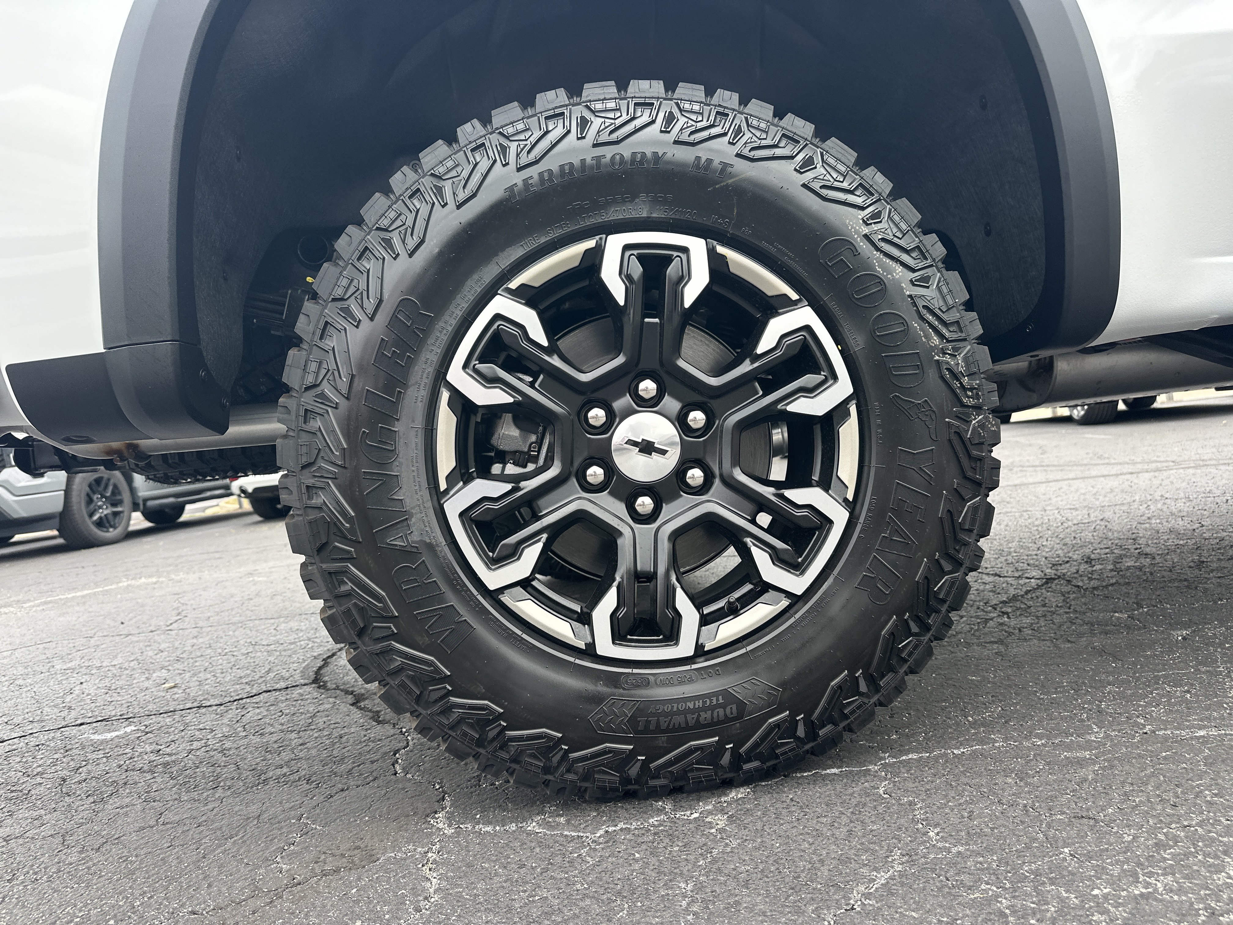 New 2026 Chevrolet Silverado 1500 ZR2 AWD/4WD image 19
