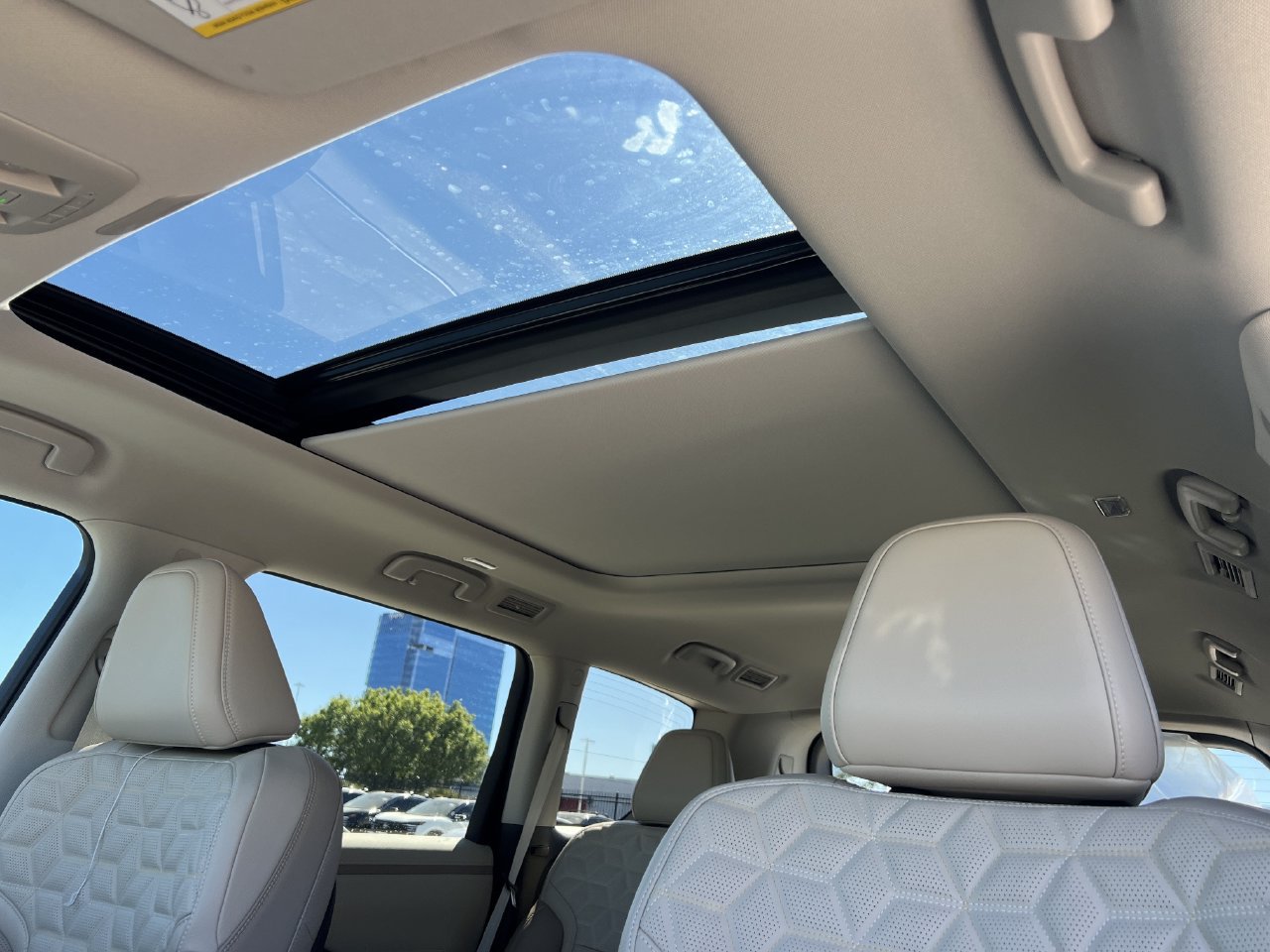 New 2027 Nissan Armada Platinum AWD/4WD image 15