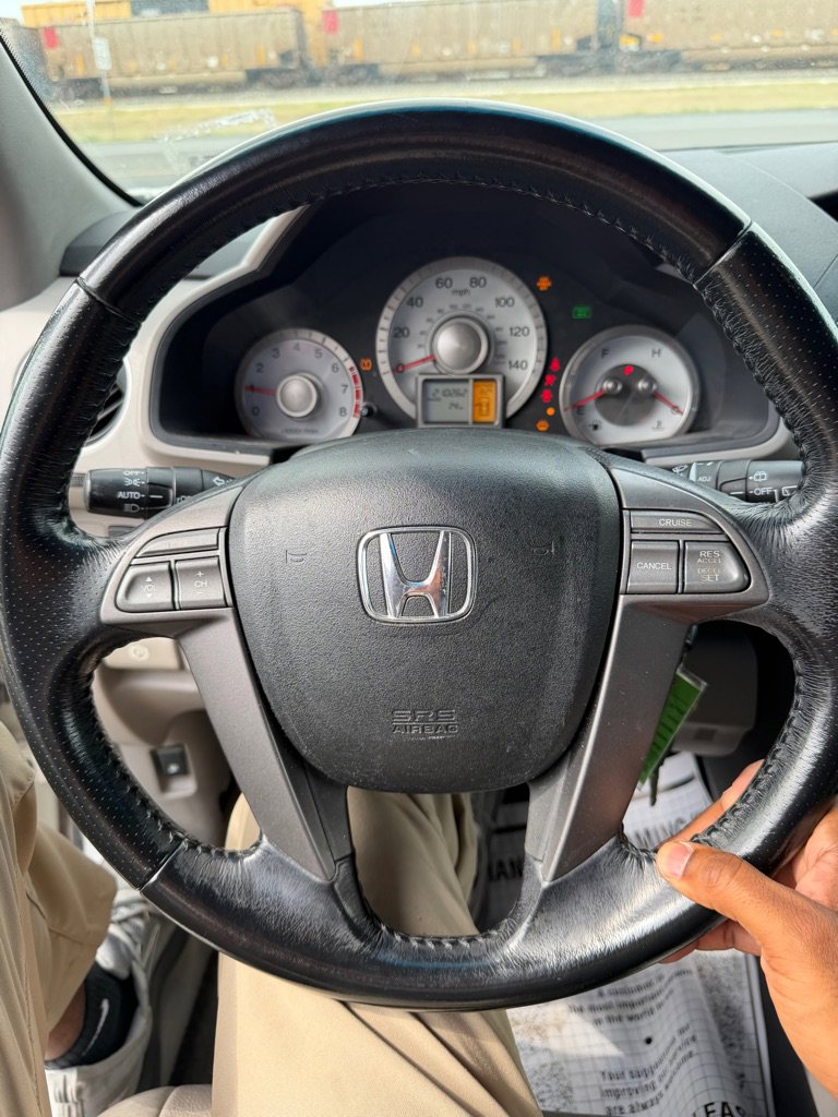 Used 2010 Honda Pilot EX-L image 15