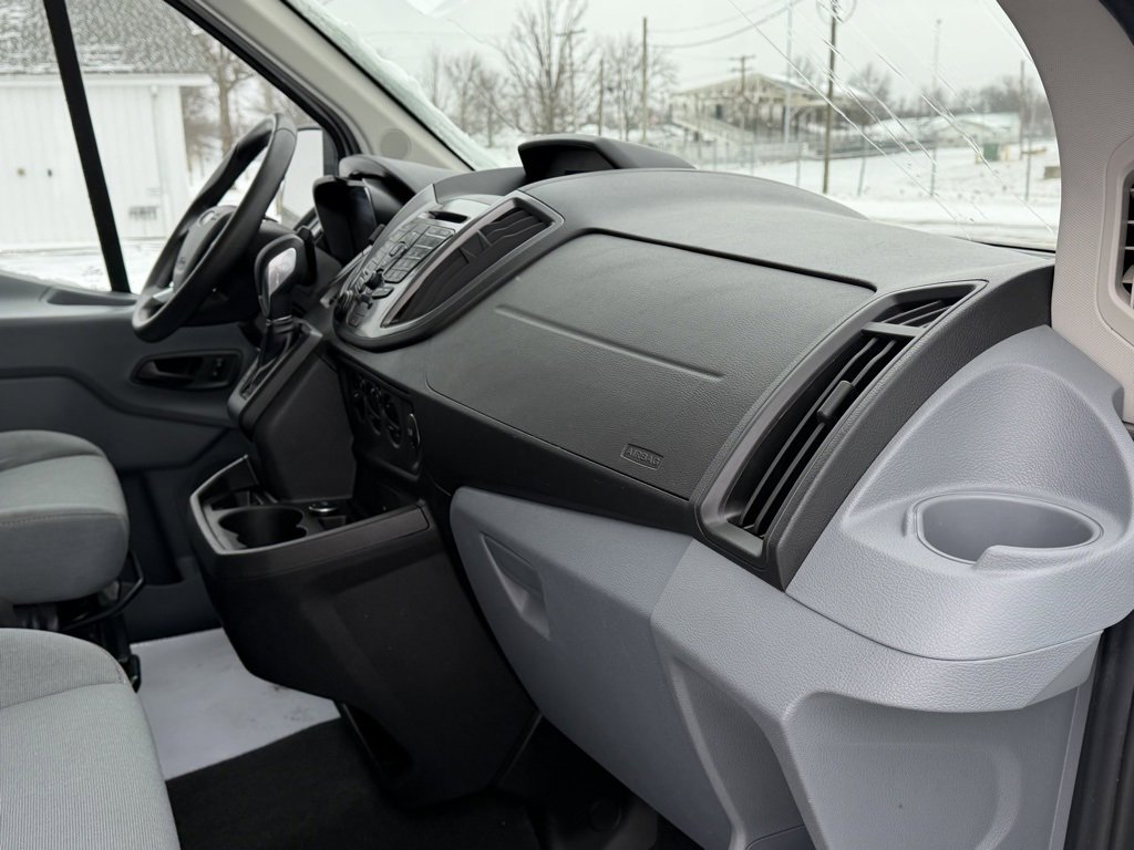 Used 2015 Ford Transit 150 XLT image 29