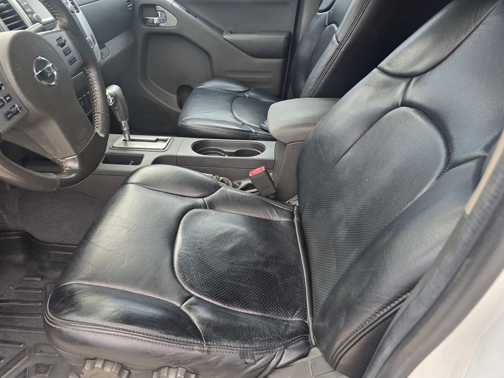 Used 2019 Nissan Frontier PRO-4X AWD/4WD image 19