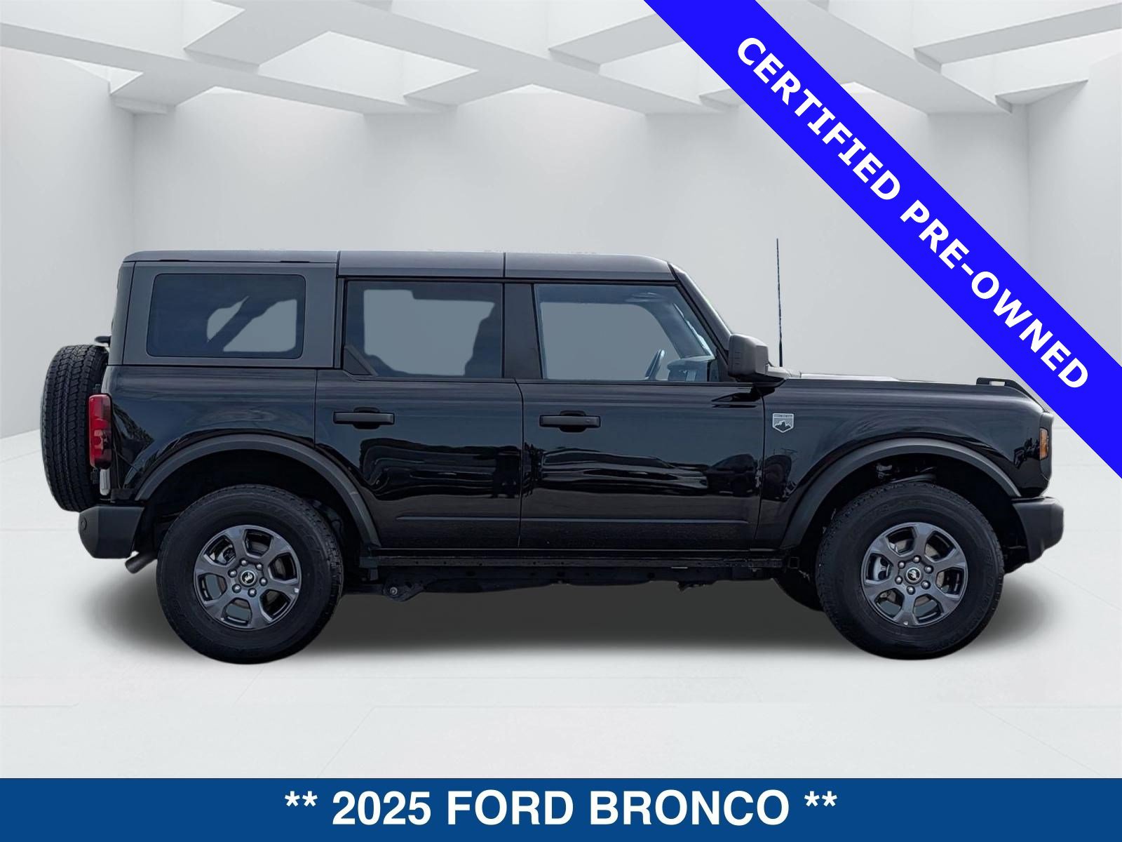 Certified 2025 Ford Bronco Big Bend image 3