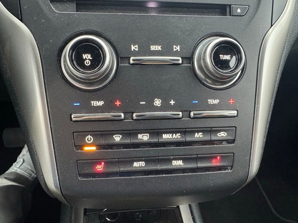 Used 2015 Lincoln MKC FWD w/ Equipment Group 101A Select image 11