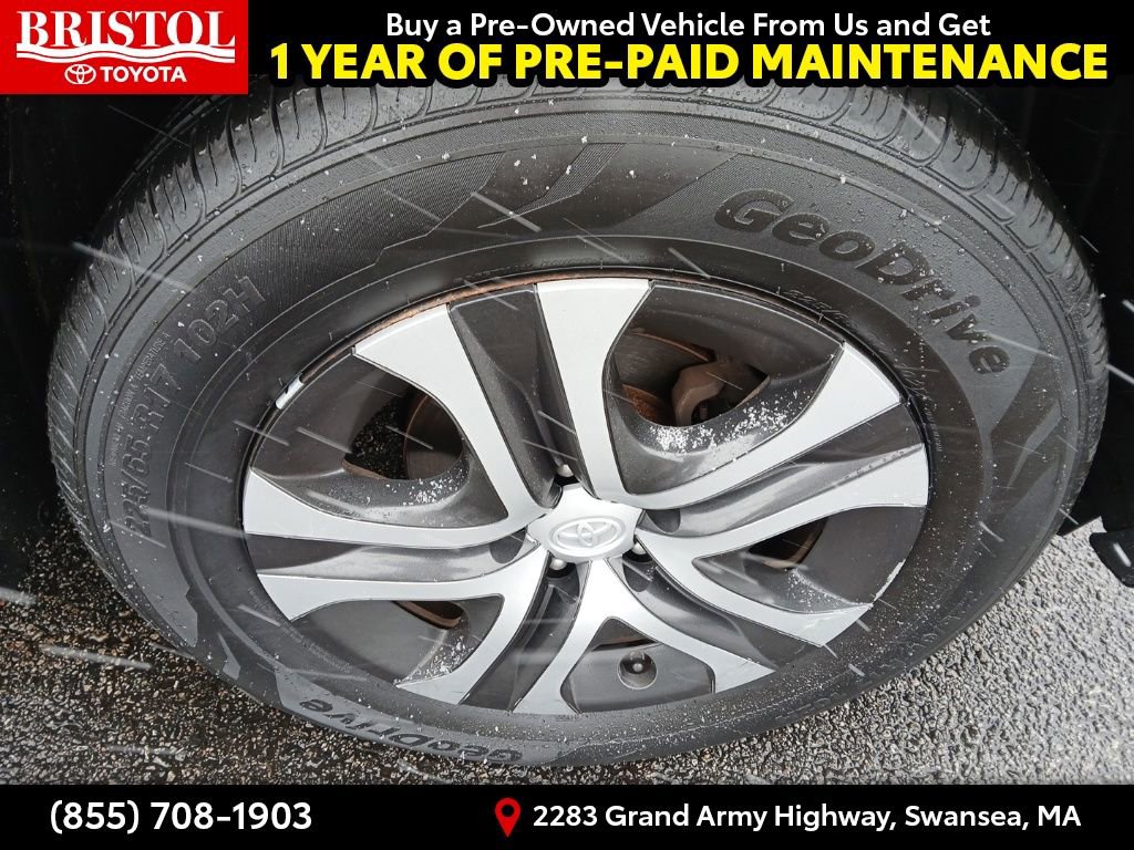 Used 2016 Toyota RAV4 LE image 9