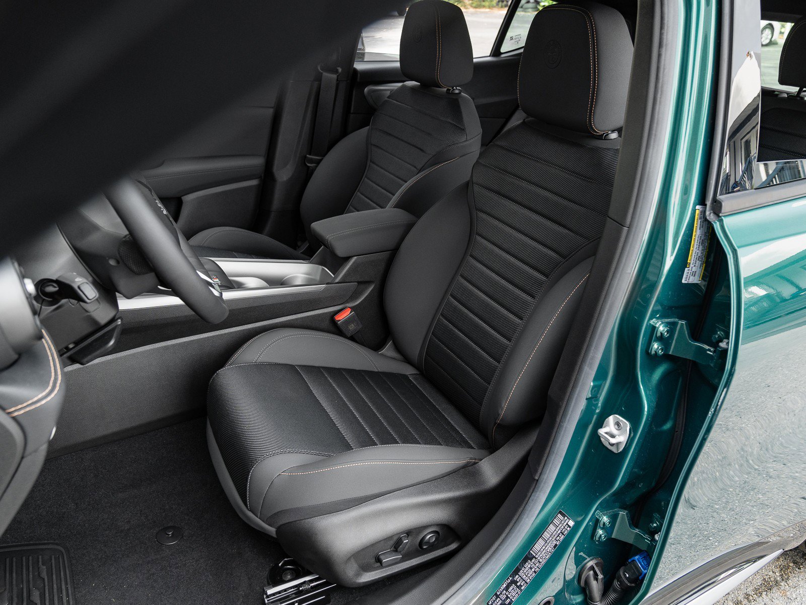 New 2024 Alfa Romeo Tonale Ti w/ Active Assist Package image 8