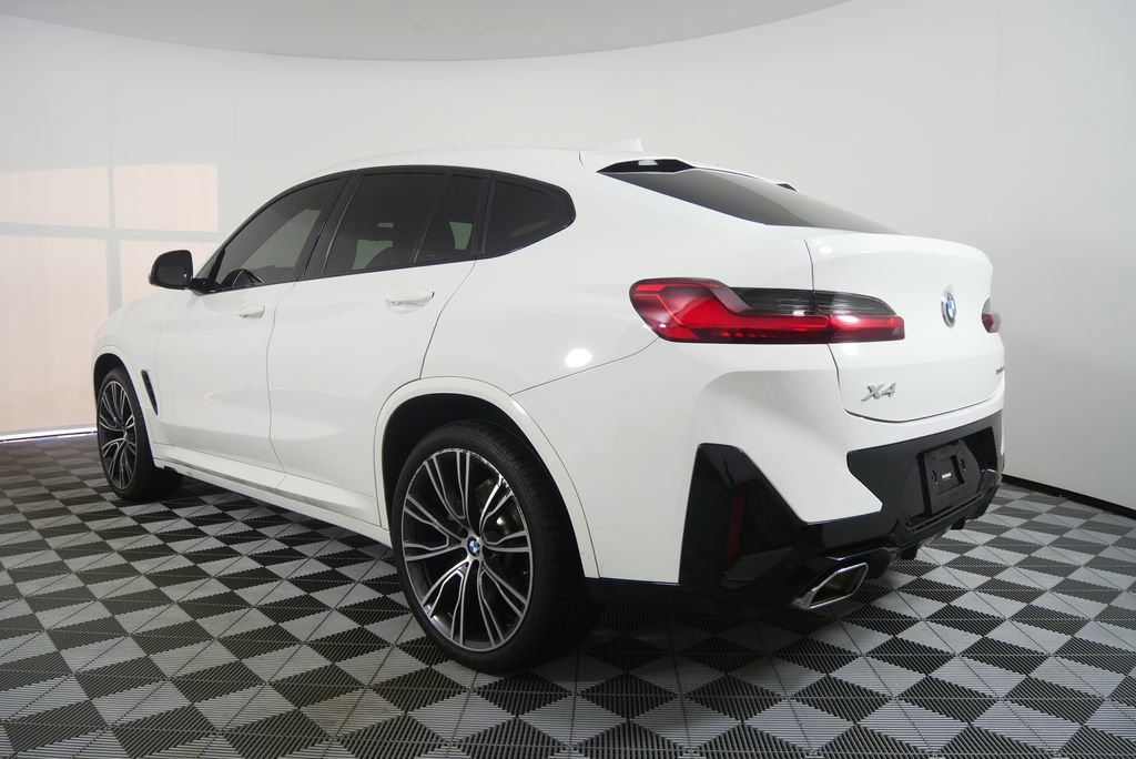Used 2022 BMW X4 xDrive30i w/ M Sport Package 2 AWD/4WD image 5