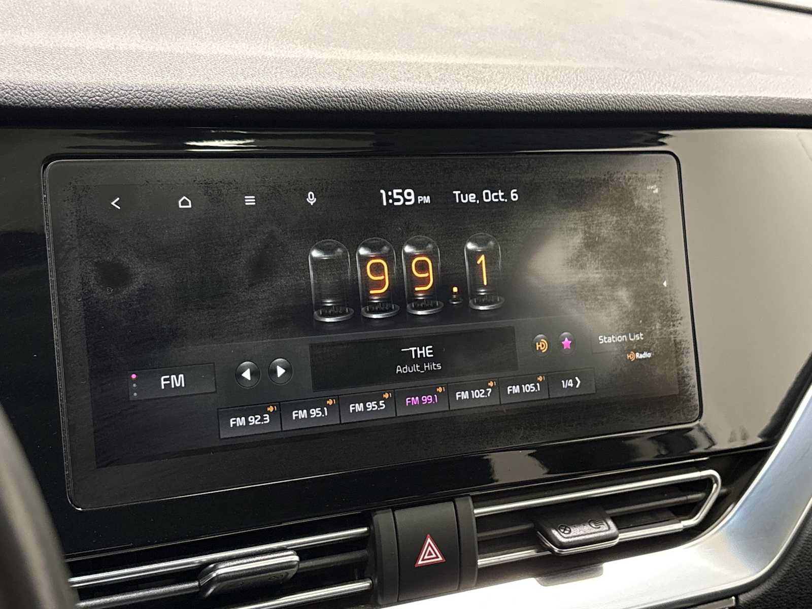 Used 2022 Kia Niro EX Premium FWD image 18