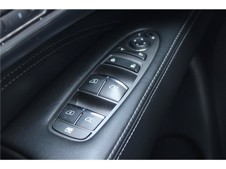 Used 2019 INFINITI QX60 Luxe w/ Essential Package FWD image 13