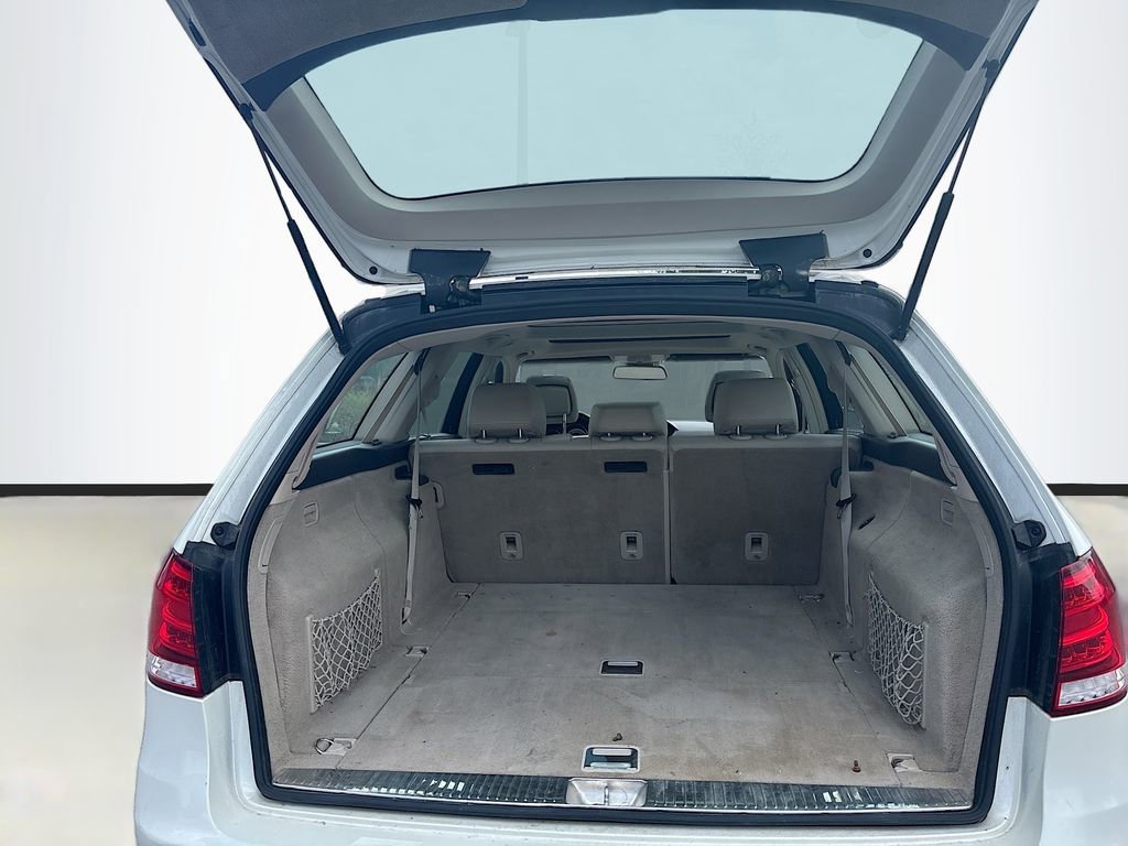 Used 2016 Mercedes-Benz E 350 4MATIC Wagon image 34