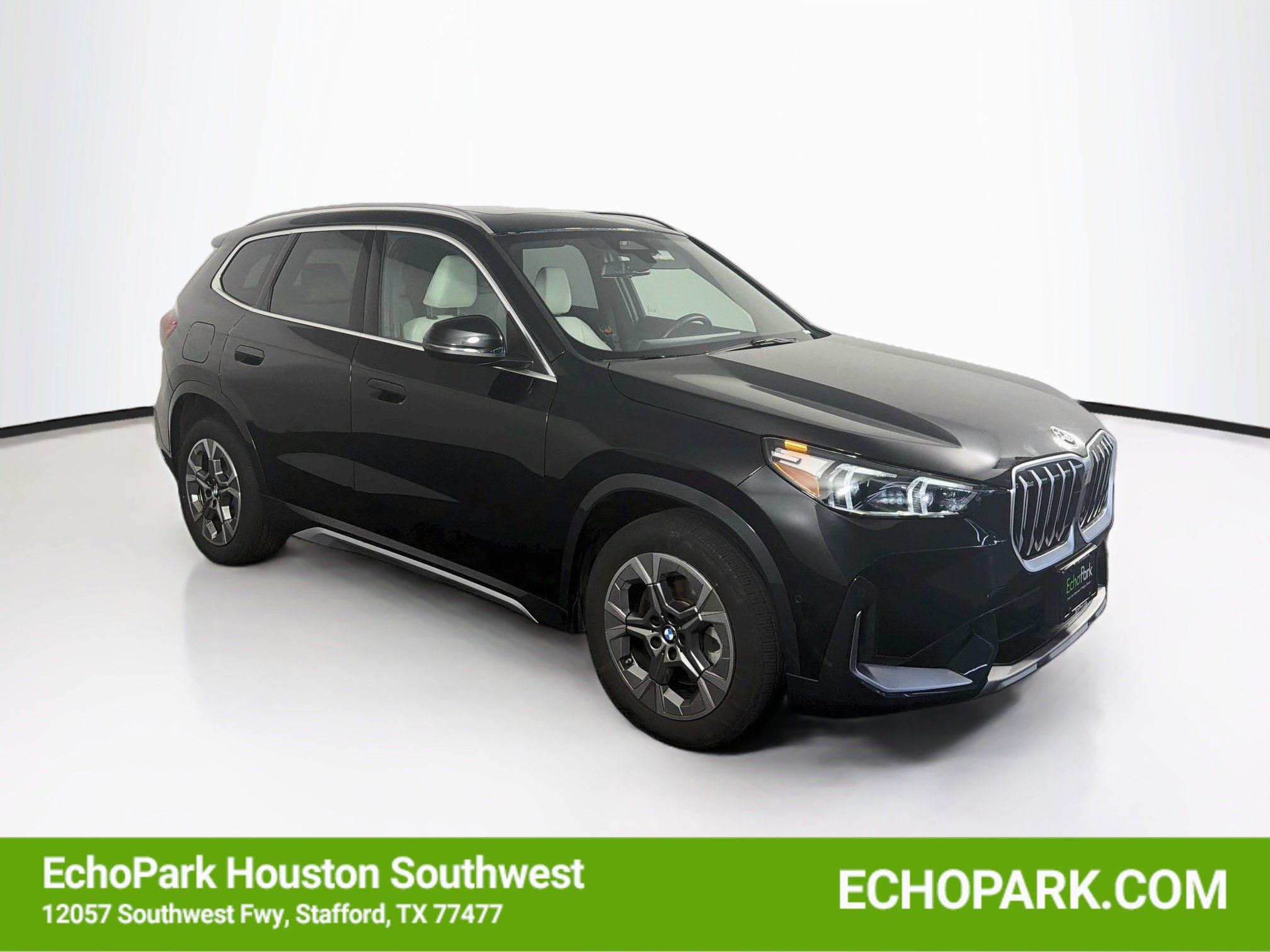 Used 2026 BMW X1 xDrive28i AWD/4WD image 1