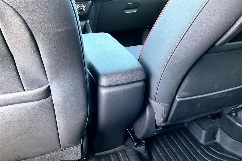 Used 2024 Chevrolet TrailBlazer RS w/ Driver Confidence Package image 32