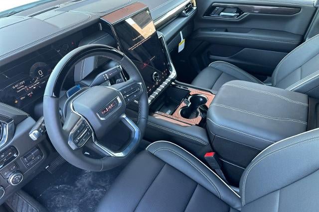 New 2025 GMC Yukon XL Elevation AWD/4WD image 9