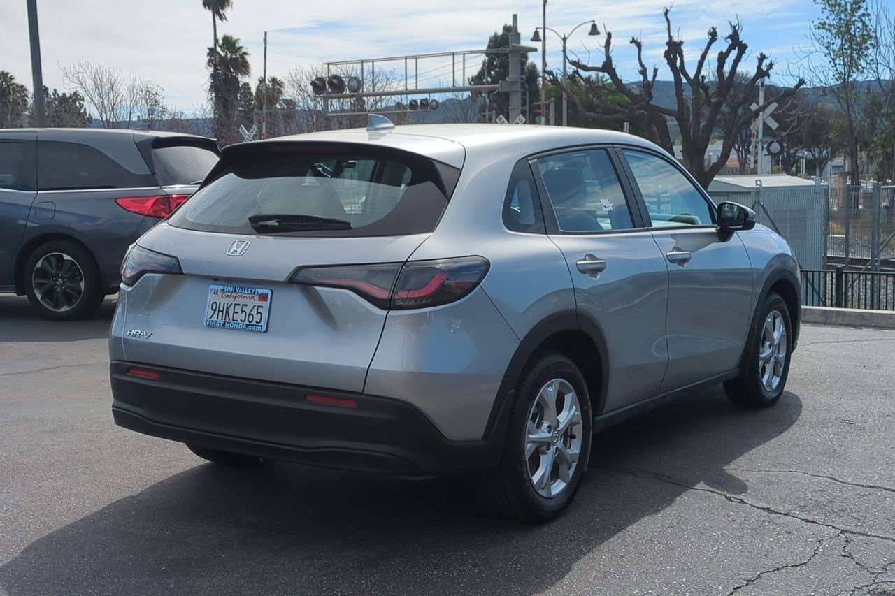 Certified 2024 Honda HR-V LX image 6