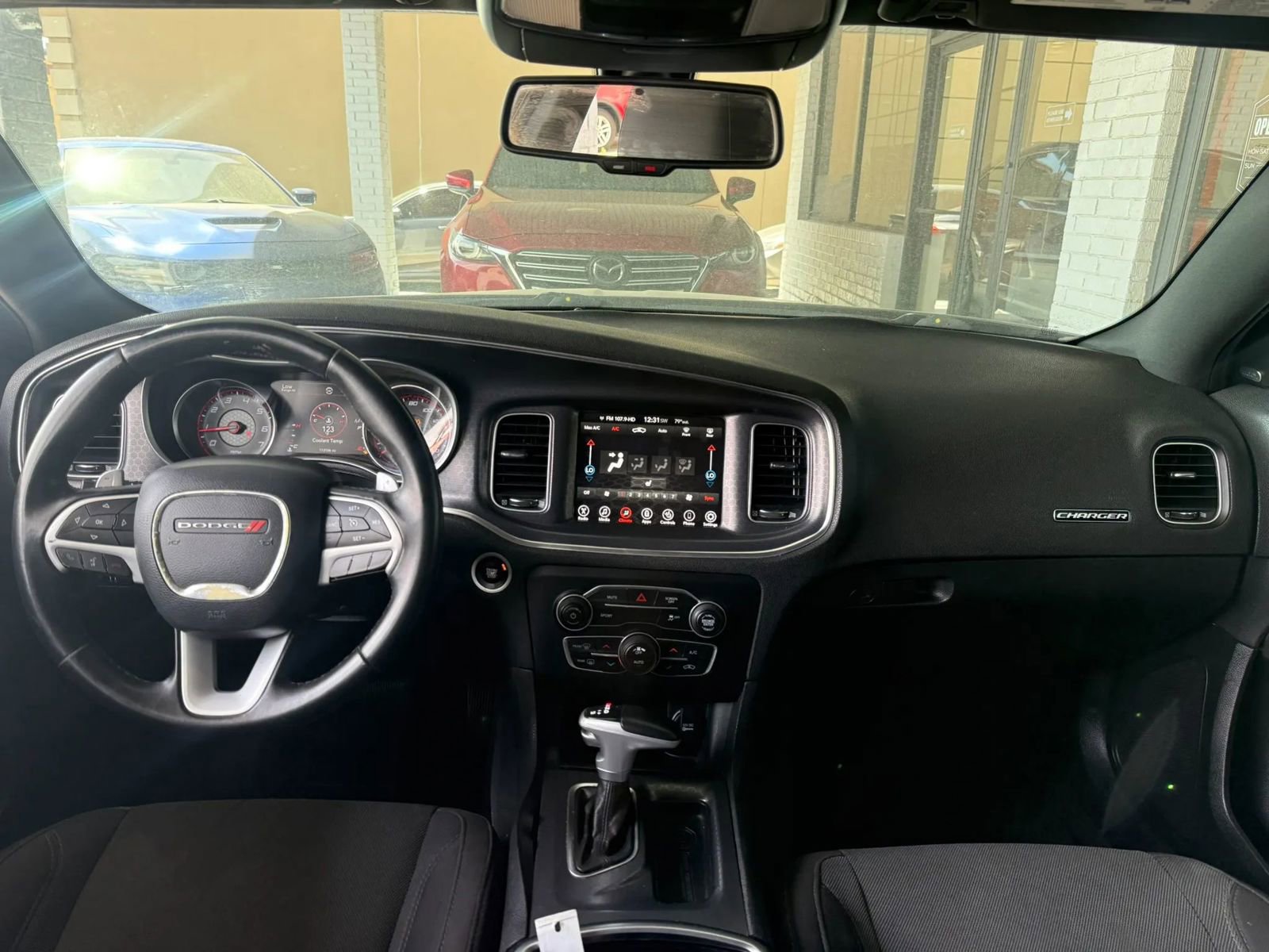 Used 2017 Dodge Charger R/T RWD image 29