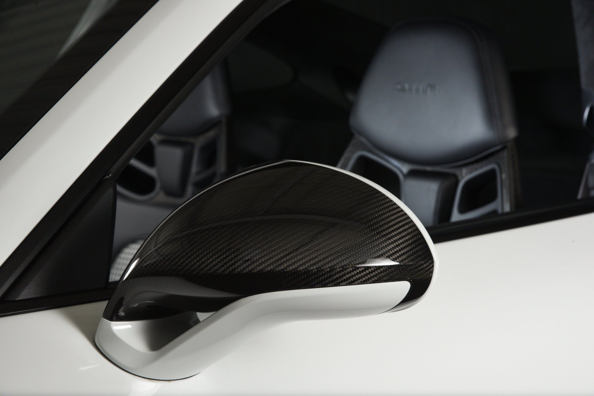 Used 2016 Porsche 911 R RWD image 13