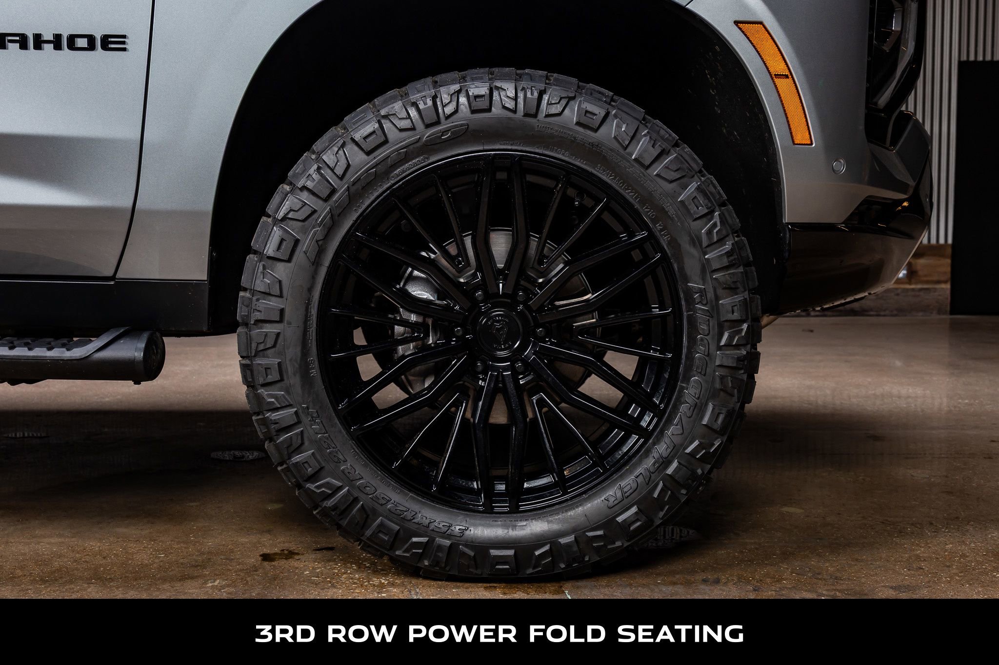 Used 2025 Chevrolet Tahoe Z71 w/ Z71 Off-Road Package AWD/4WD image 12