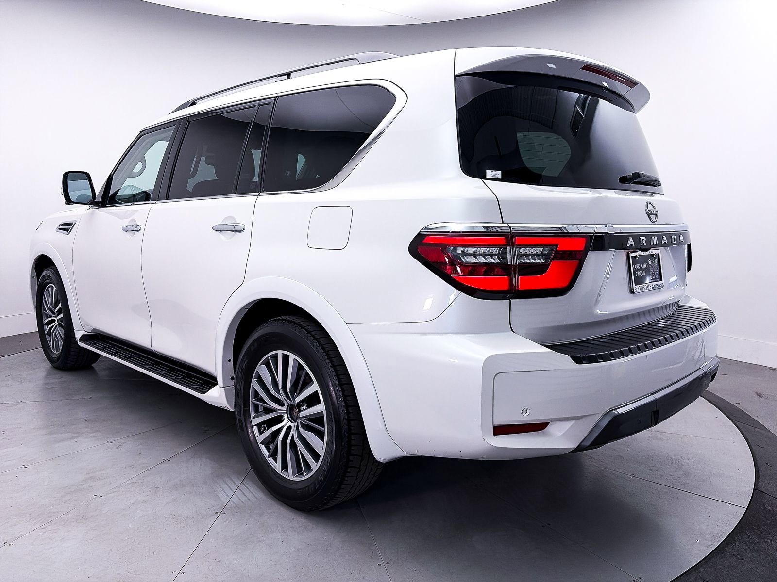 Used 2023 Nissan Armada SL RWD image 15