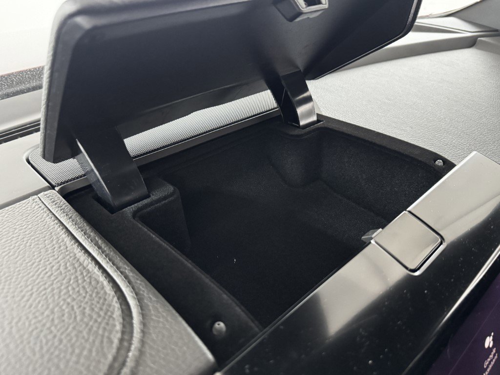 New 2026 GMC Yukon Denali w/ Sun & Power Step Package image 44