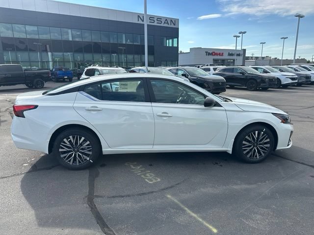 New 2026 Nissan Altima 2.5 SV AWD/4WD image 13