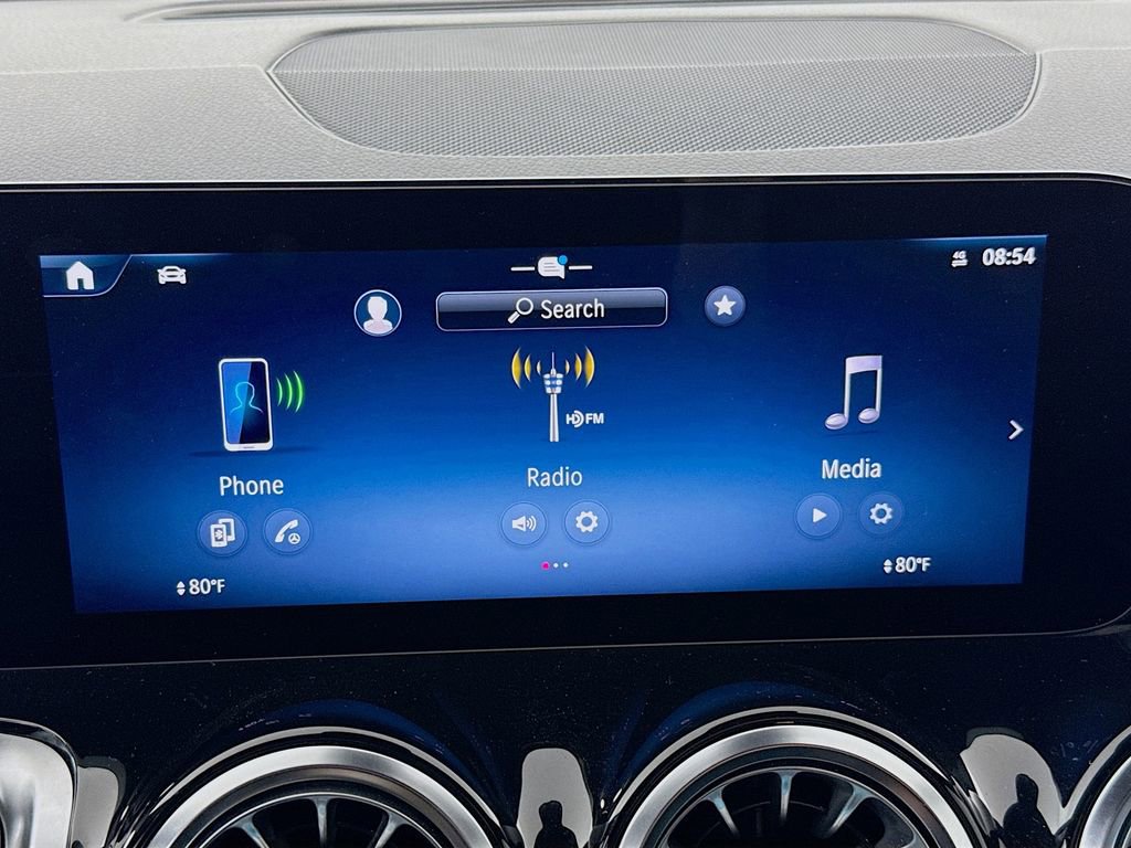 Used 2024 Mercedes-Benz GLB 250 GLB 250 image 14