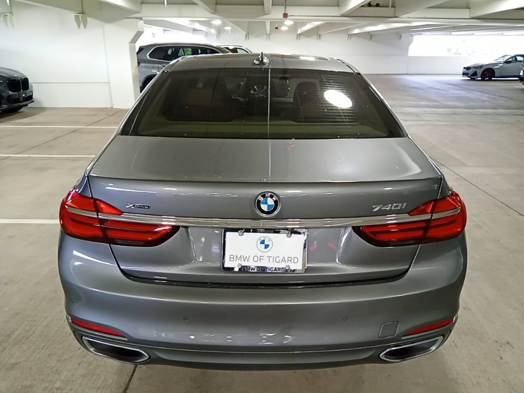 Used 2017 BMW 740i xDrive AWD/4WD image 6