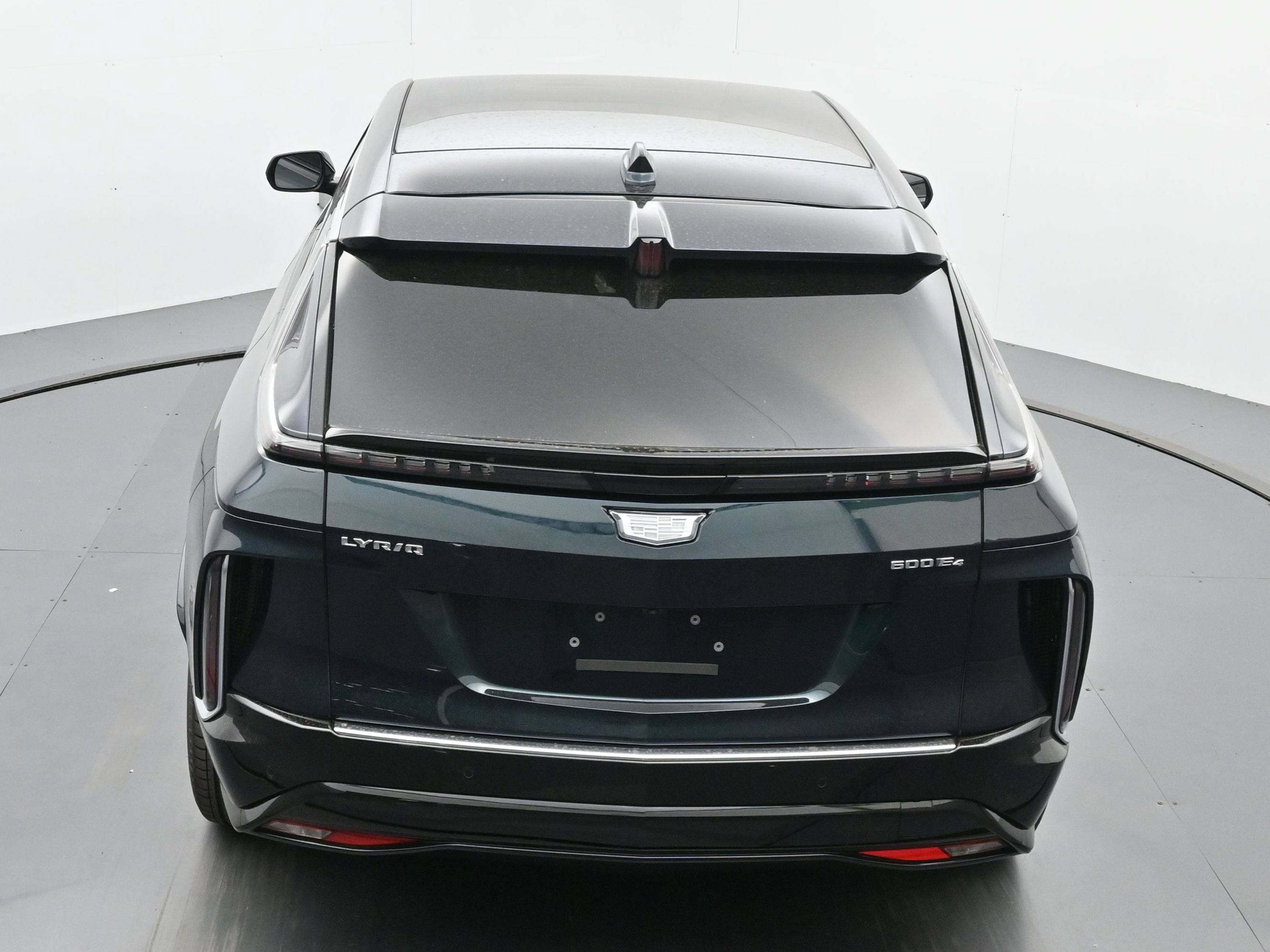 New 2026 Cadillac Lyriq Luxury w/ LPO, Floor Liner Package AWD/4WD image 26