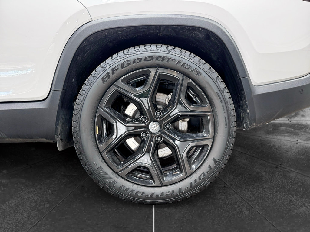 Used 2024 Rivian R1T Adventure Dual AWD/4WD image 33