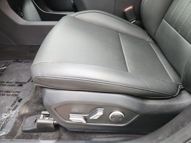 Used 2025 Hyundai Santa Fe SEL image 27