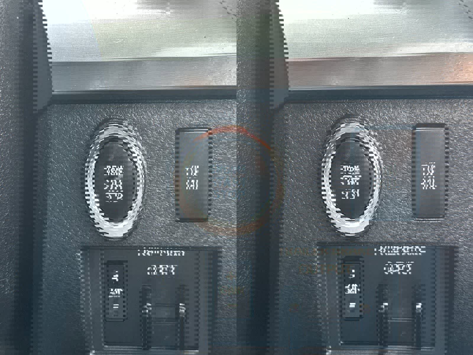 Used 2020 Toyota Tundra Platinum image 22