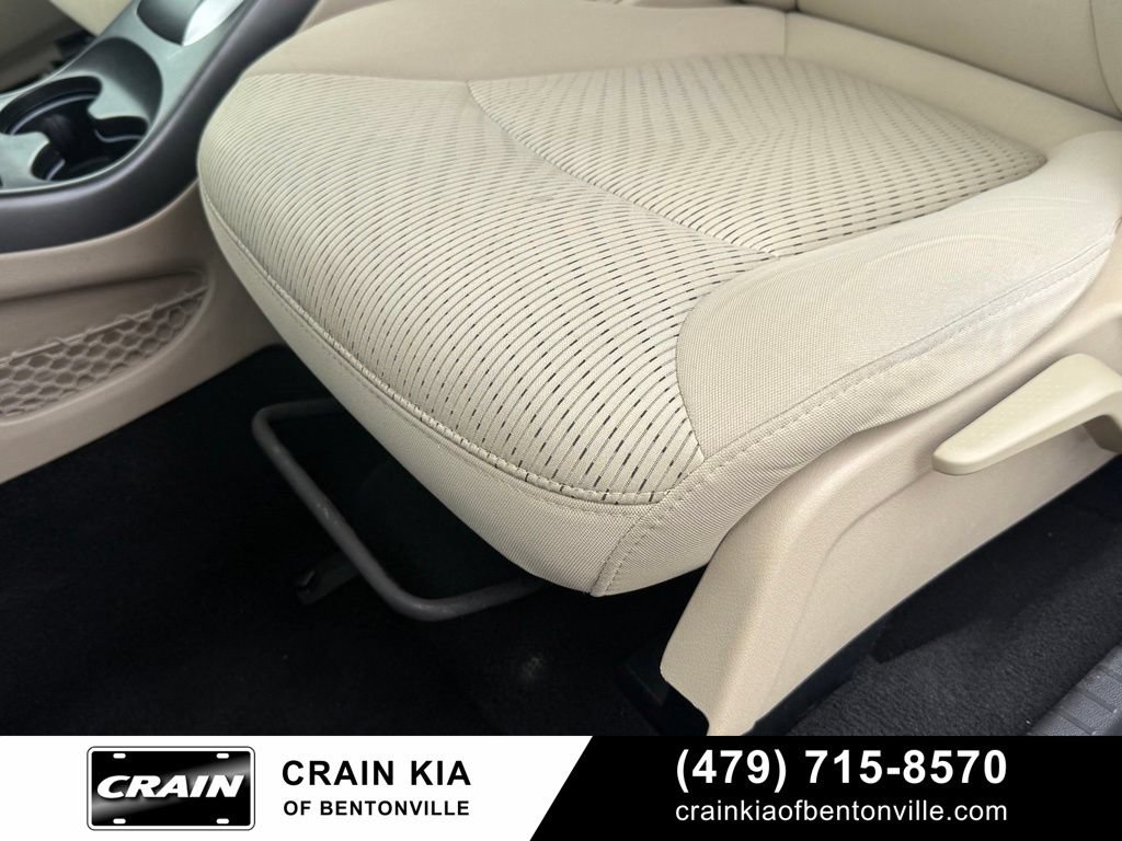 Used 2015 Dodge Journey American Value Package w/ Flexible Seating Group FWD image 23