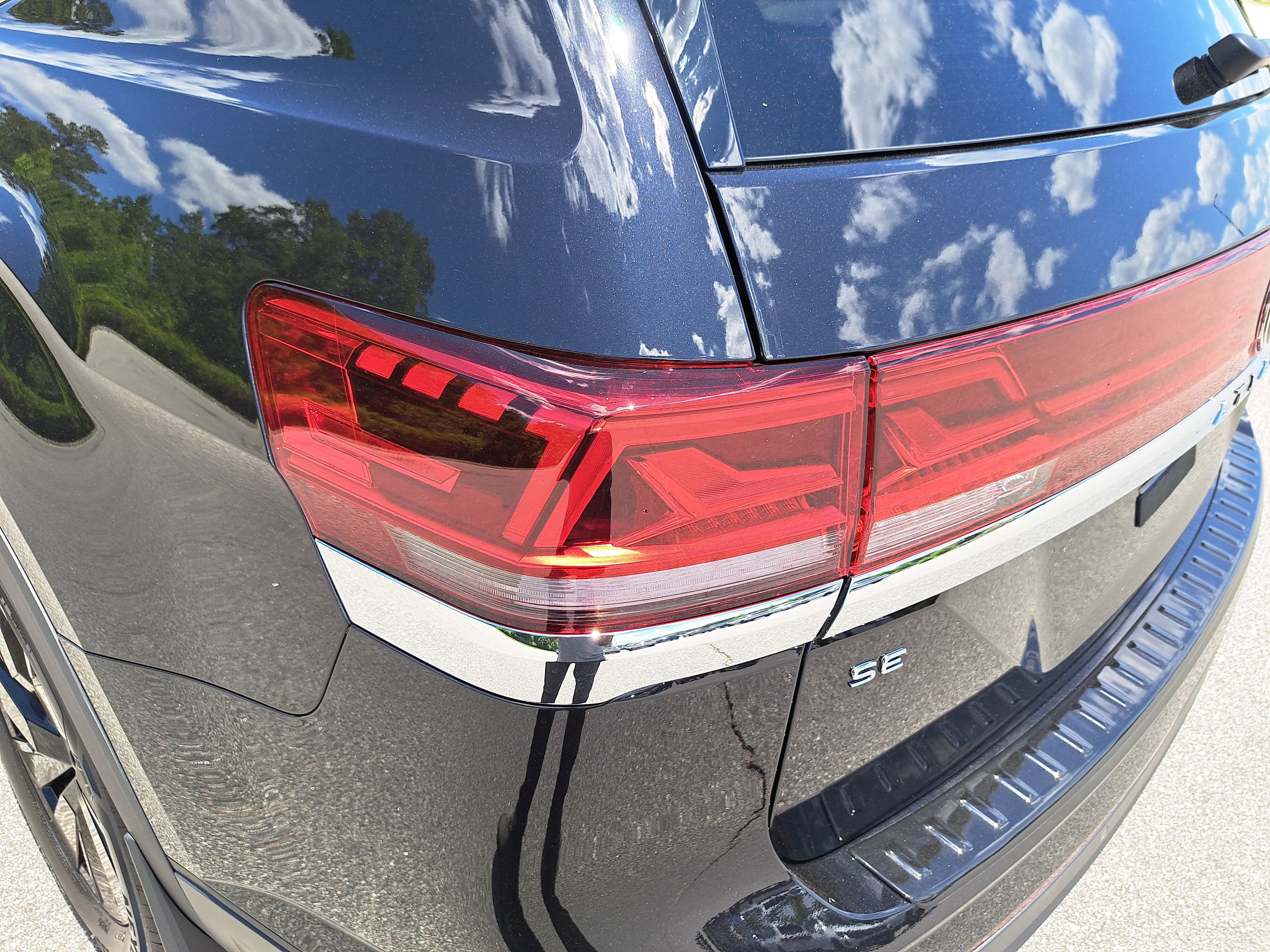 New 2026 Volkswagen Atlas SE FWD image 33