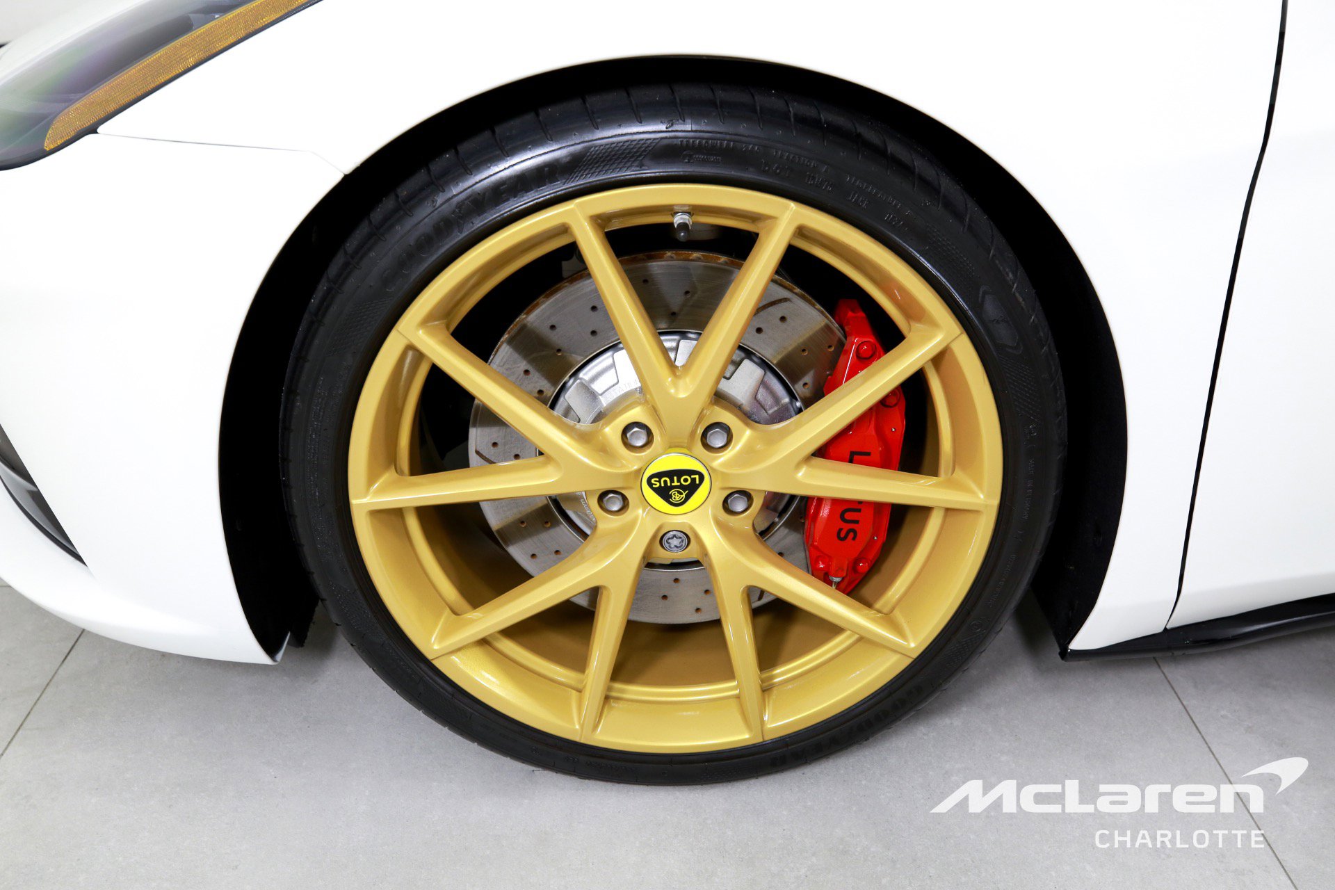 Used 2024 Lotus Emira First Edition image 27