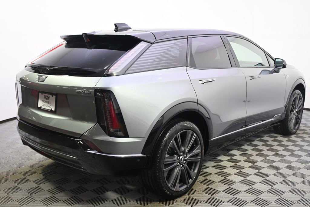 New 2026 Cadillac Optiq Sport 2 w/ LPO, Floor Liner Package image 7